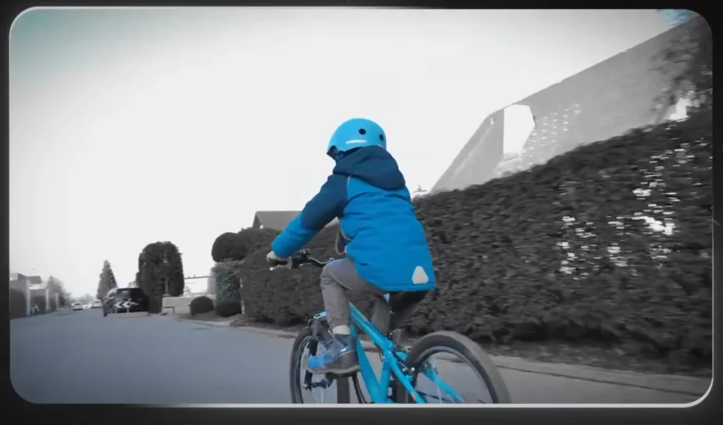 7 CapCut Effects to use in your Videos for Getting PRO Level Edits 4 Color isolation effect