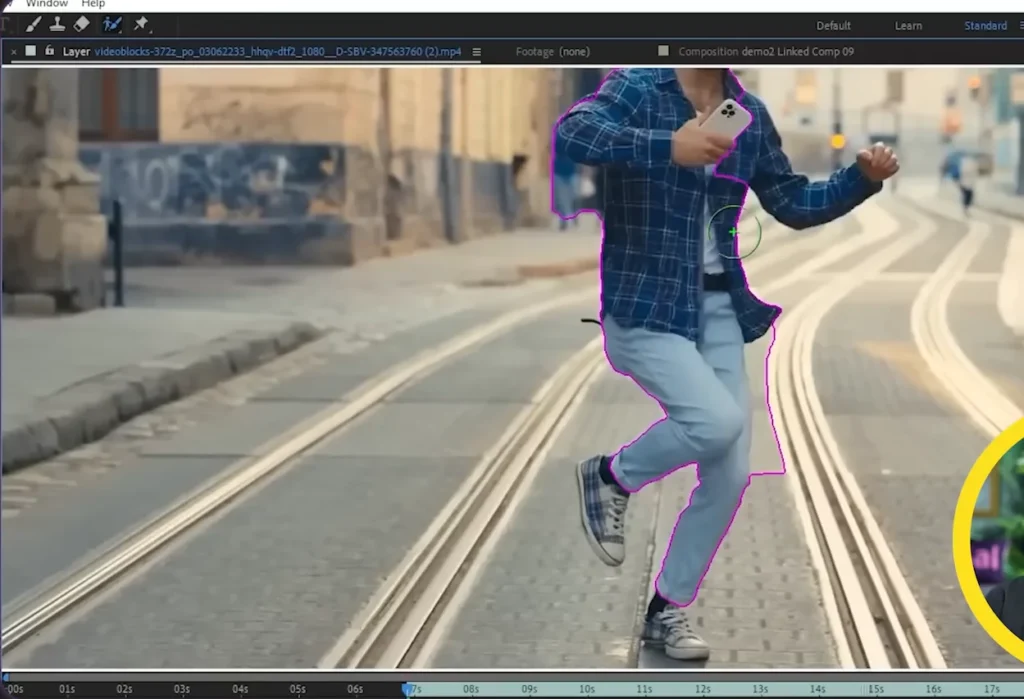 CapCut vs Premiere Pro (2025): Which Video Editor is better? 11 Removing background in Premiere
